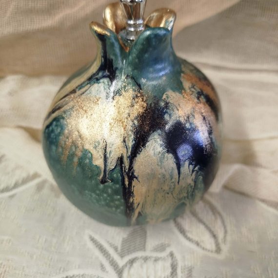 Χειροποίητη Κατασκευή Κεραμικό Ρόδι 11cm Κλειστό με Χρώματα Vitrail